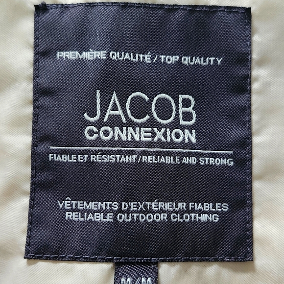 Puffer Vest ❄️ - Picture 3 of 3